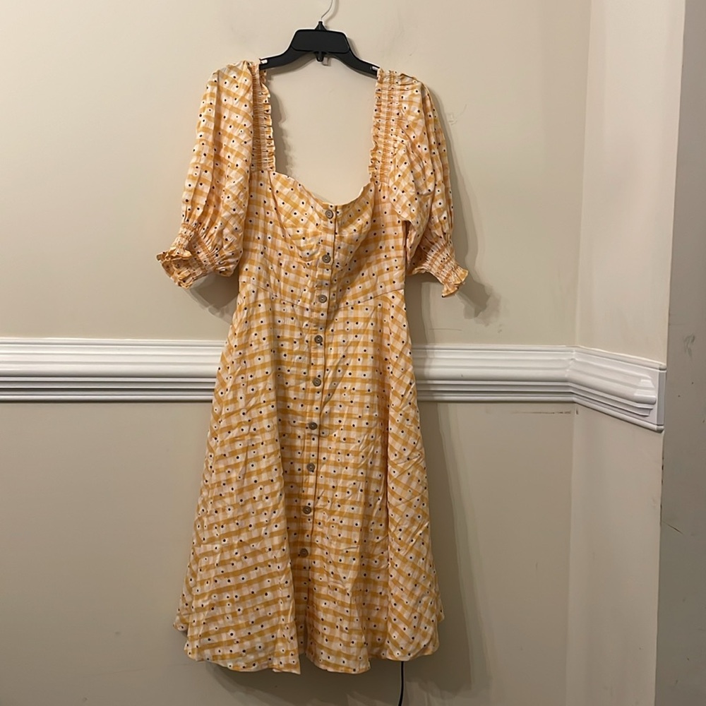 Hutch Gingham Daisy Seersucker Dress - Picture 5 of 8